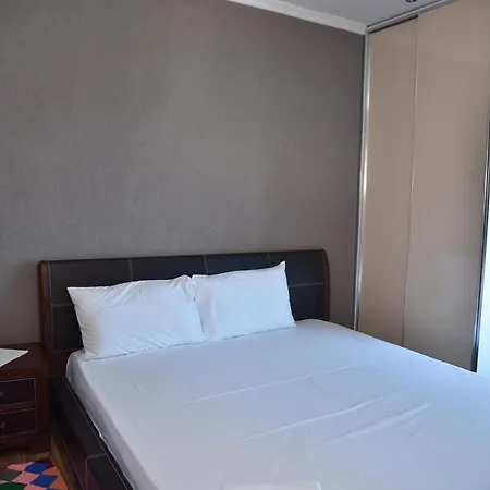 Enerik's Apartment2