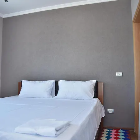 Enerik's Apartment2